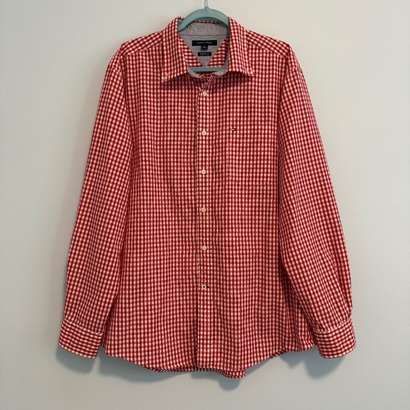 Tommy Hilfiger Mens Classic Fit Red Check Button-Down Shirt Size‎ XL Long Sleeve - Picture 1 of 10